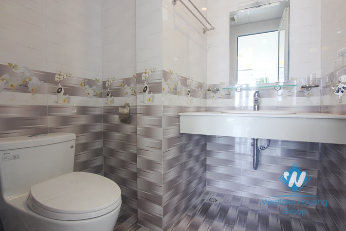 Lakeview and brandnew one bedroom apartment for rent in Au Co st, Tay Ho district.